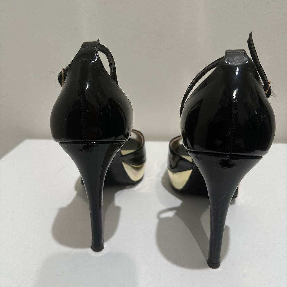 Guess by Marciano Elegant Black and Gold Women's Heels - Picture 3 of 7